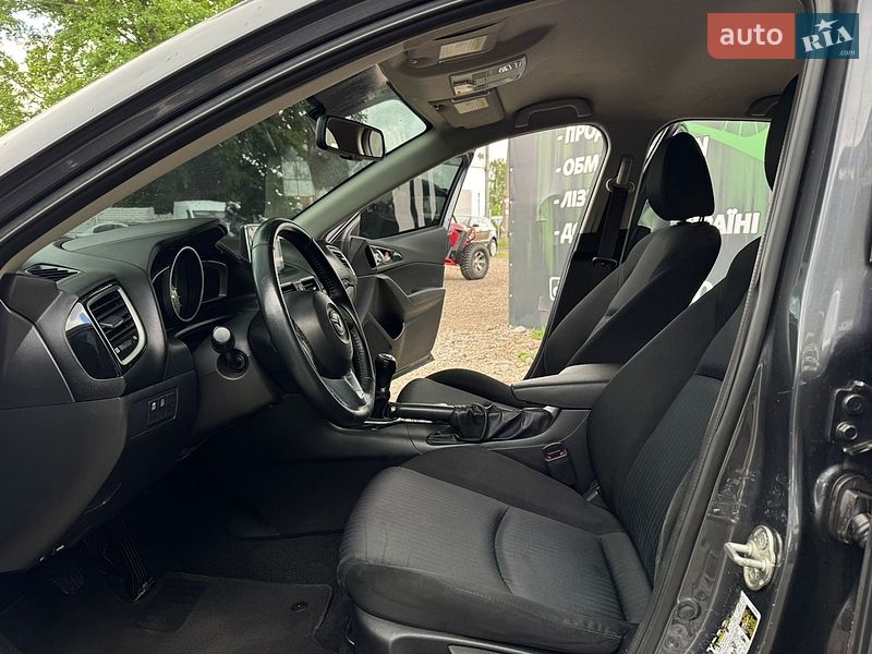 Хетчбек Mazda 3 2016 в Харкові