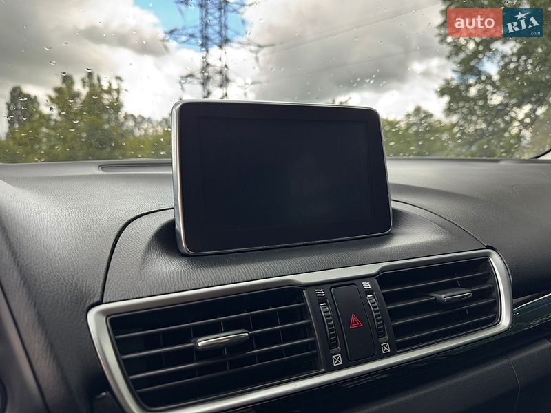 Хетчбек Mazda 3 2016 в Харкові
