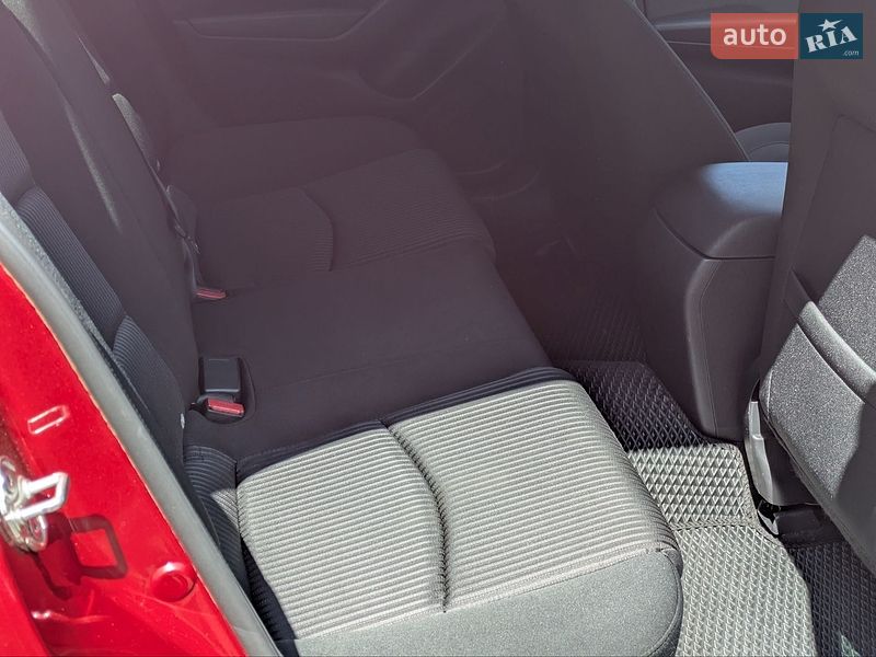 Седан Mazda 3 2016 в Львове