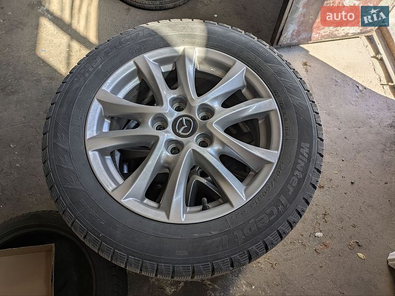 Седан Mazda 3 2016 в Львове