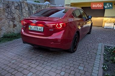 Седан Mazda 3 2016 в Львове