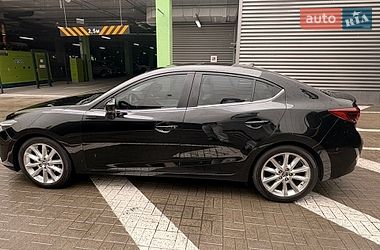 Седан Mazda 3 2016 в Києві