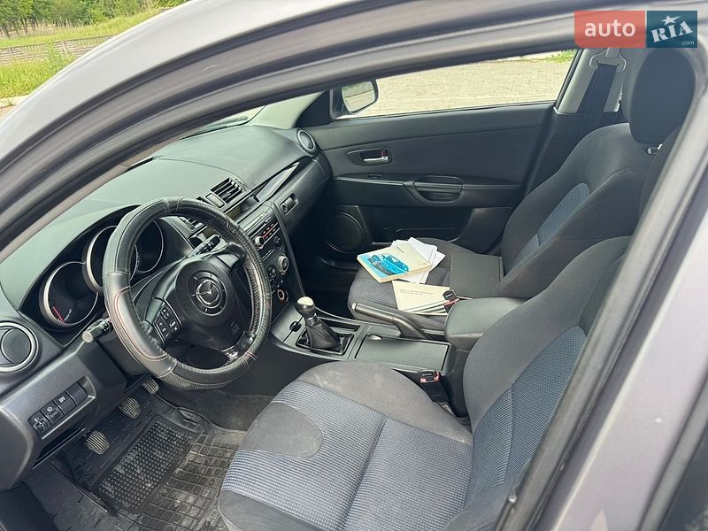 Хэтчбек Mazda 3 2004 в Запорожье