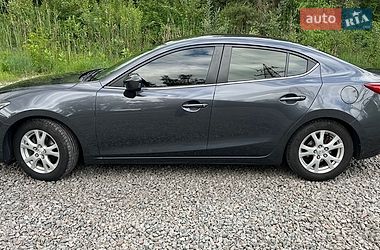 Седан Mazda 3 2016 в Києві