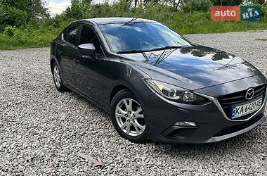 Седан Mazda 3 2016 в Києві