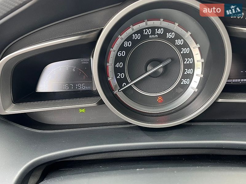 Седан Mazda 3 2016 в Києві