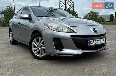 Седан Mazda 3 2013 в Киеве
