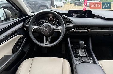 Седан Mazda 3 2024 в Коломые