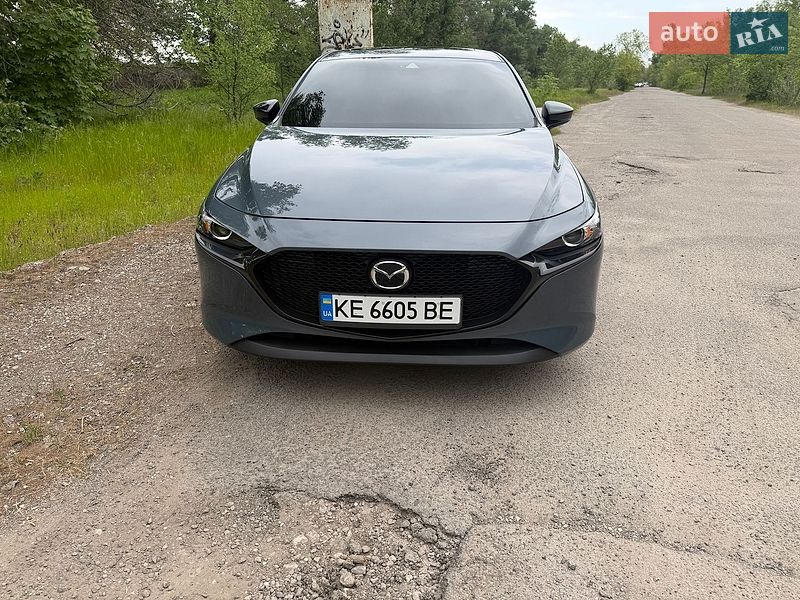 Хэтчбек Mazda 3 2022 в Днепре