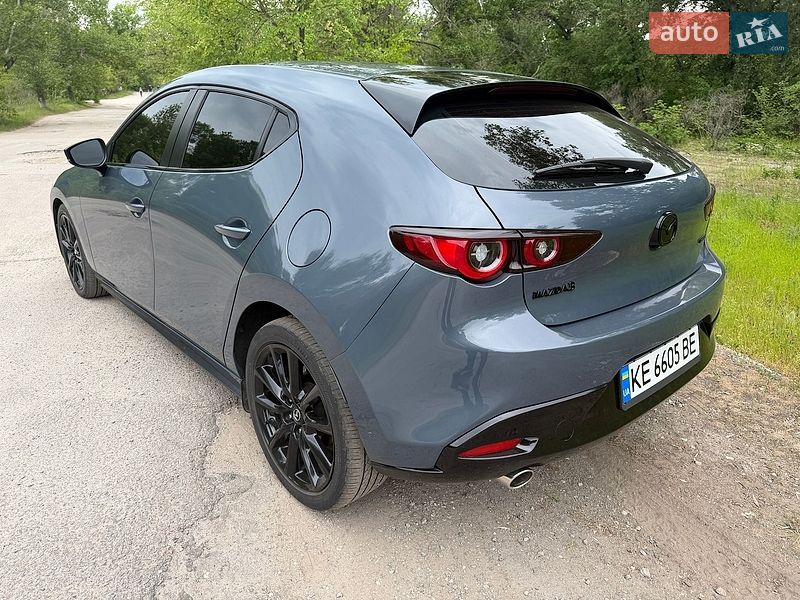 Хэтчбек Mazda 3 2022 в Днепре