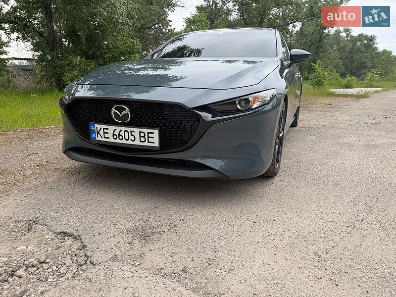 Хэтчбек Mazda 3 2022 в Днепре