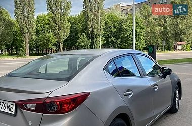 Седан Mazda 3 2014 в Вишневом