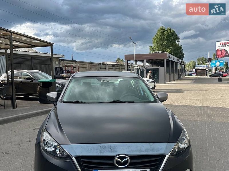 Седан Mazda 3 2014 в Вишневом