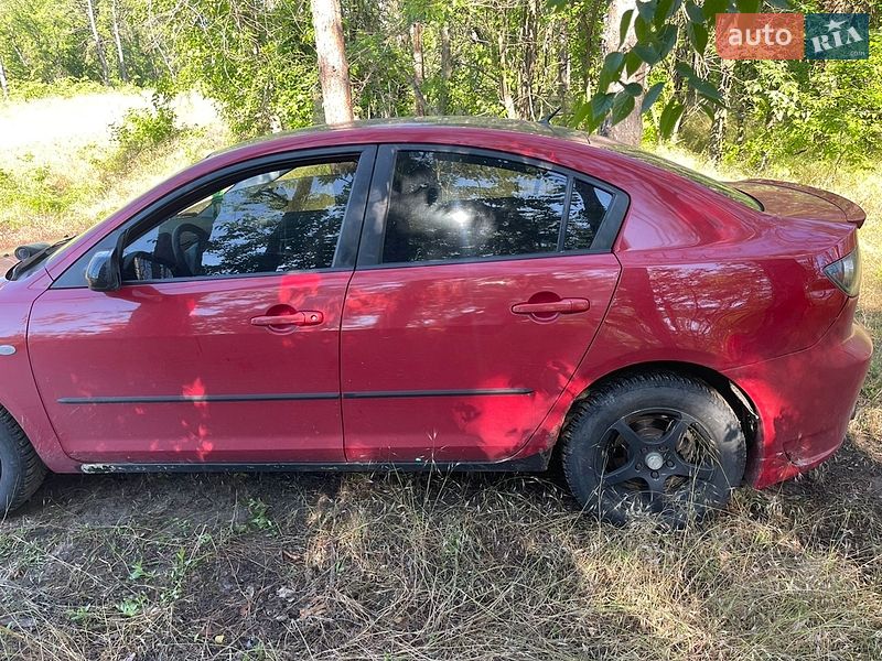 Седан Mazda 3 2006 в Запоріжжі