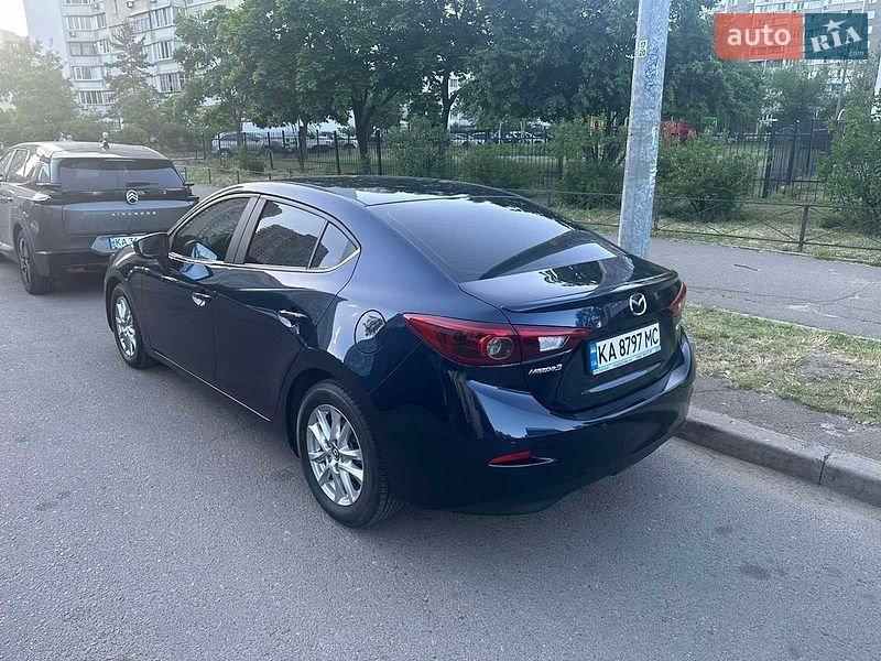 Седан Mazda 3 2018 в Киеве фото 4 Седан Mazda 3 2018 в Киеве