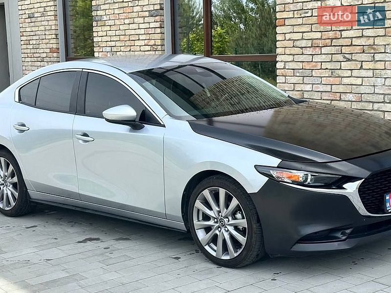 Седан Mazda 3 2019 в Луцьку