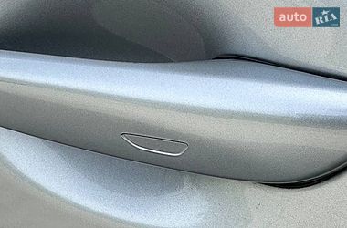 Седан Mazda 3 2019 в Луцьку