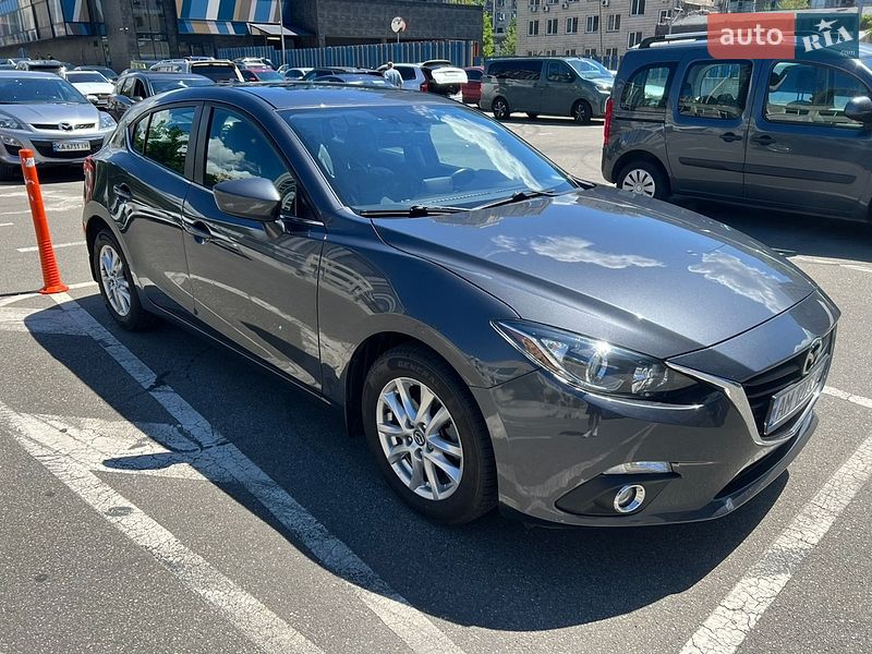 Хэтчбек Mazda 3 2016 в Киеве