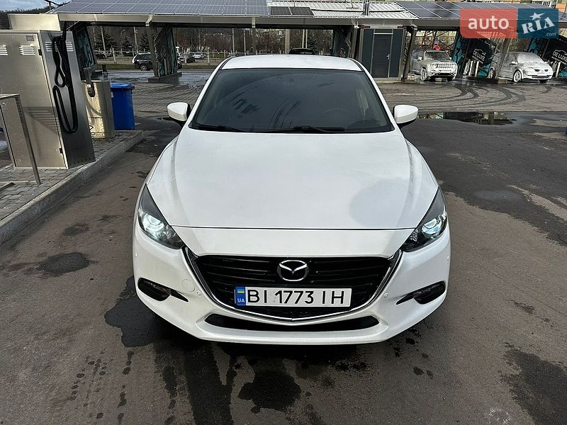 Седан Mazda 3 2017 в Полтаве