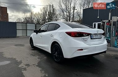 Седан Mazda 3 2017 в Полтаве