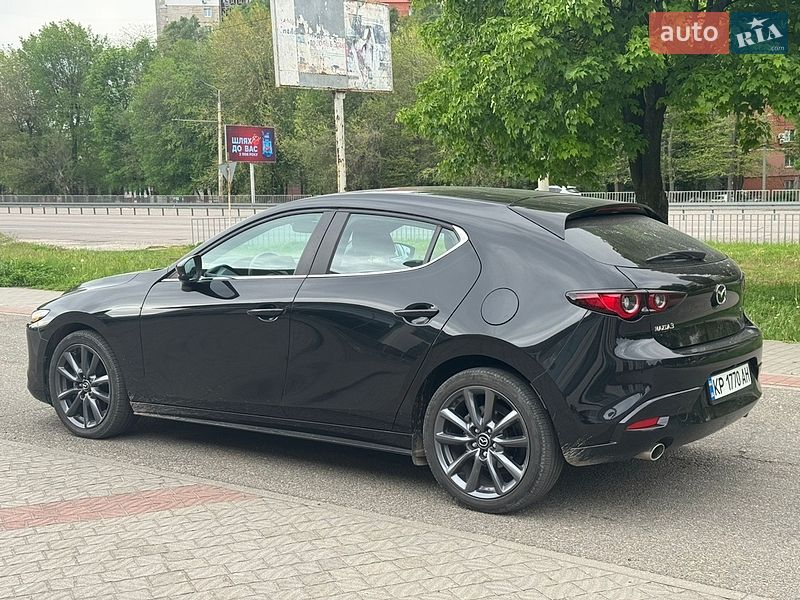 Хетчбек Mazda 3 2024 в Дніпрі