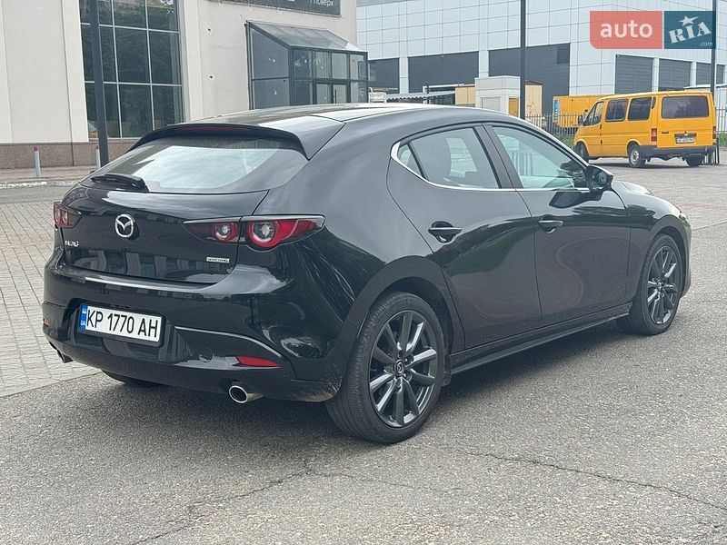 Хетчбек Mazda 3 2024 в Дніпрі