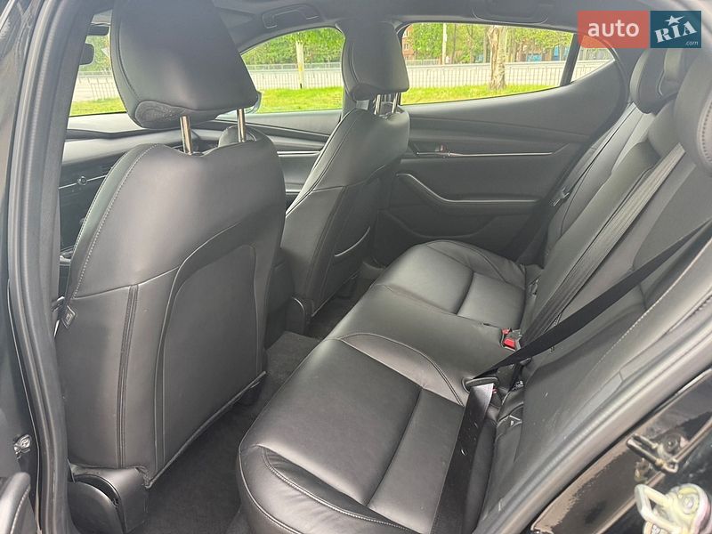 Хетчбек Mazda 3 2024 в Дніпрі