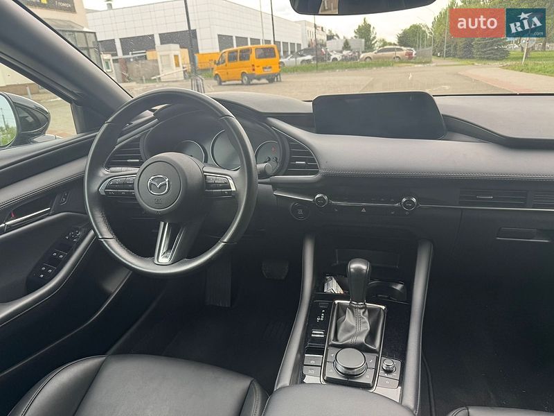 Хетчбек Mazda 3 2024 в Дніпрі
