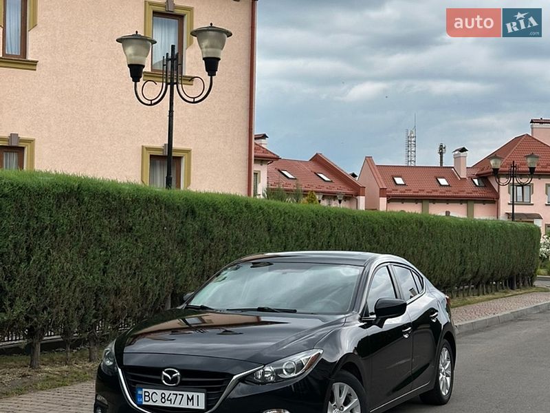 Mazda 3, фото з оголошення