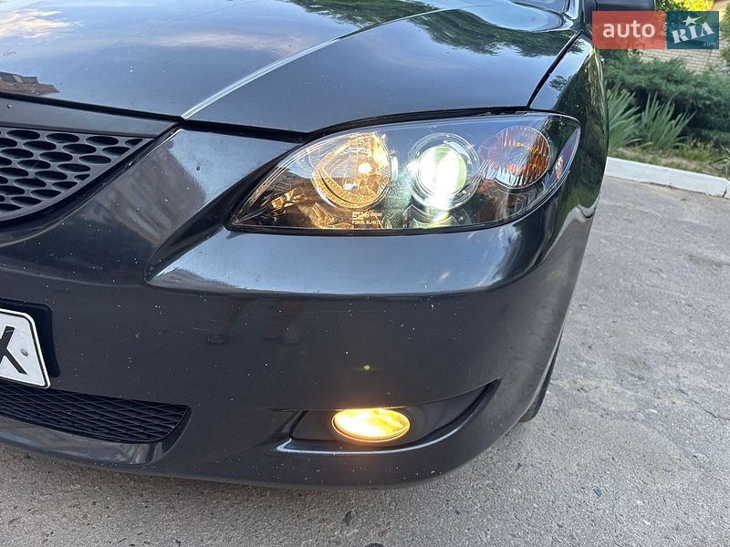 Седан Mazda 3 2005 в Херсоні