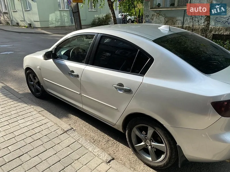 Mazda 3 2005