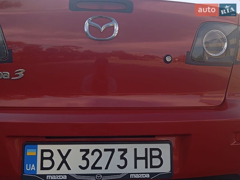 Седан Mazda 3 2006 в Апостолово