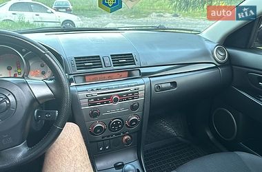 Седан Mazda 3 2007 в Тростянці