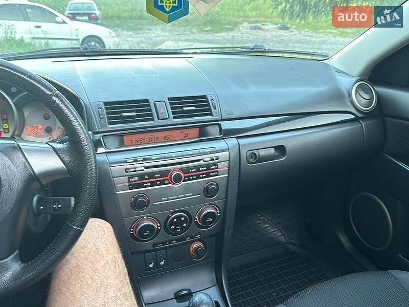 Седан Mazda 3 2007 в Тростянці