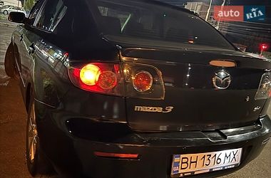 Седан Mazda 3 2007 в Тростянці