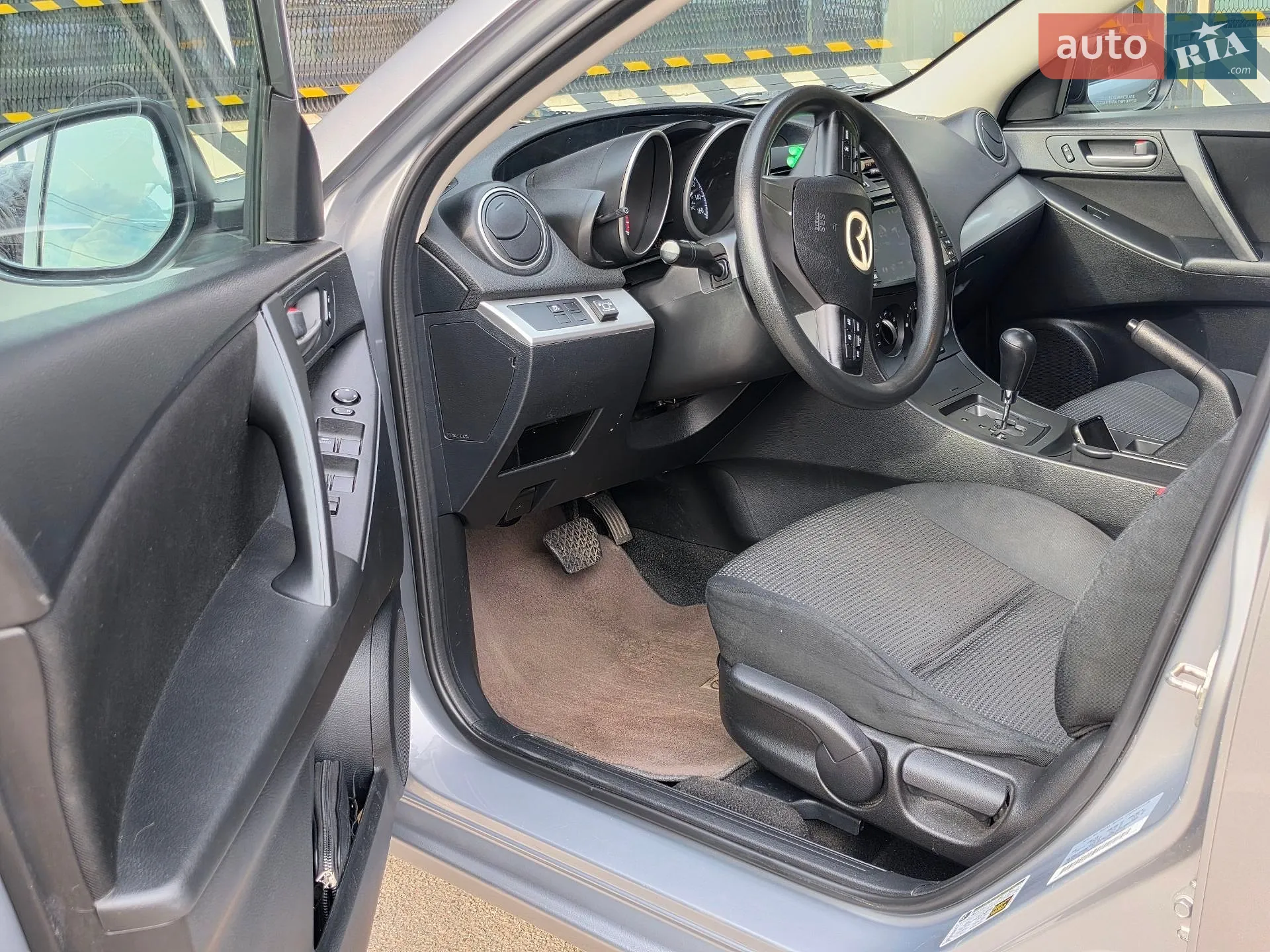 2011 Mazda 3 - мініатюра 52