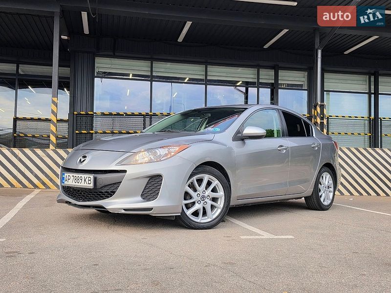 Седан Mazda 3 2011 в Запоріжжі
