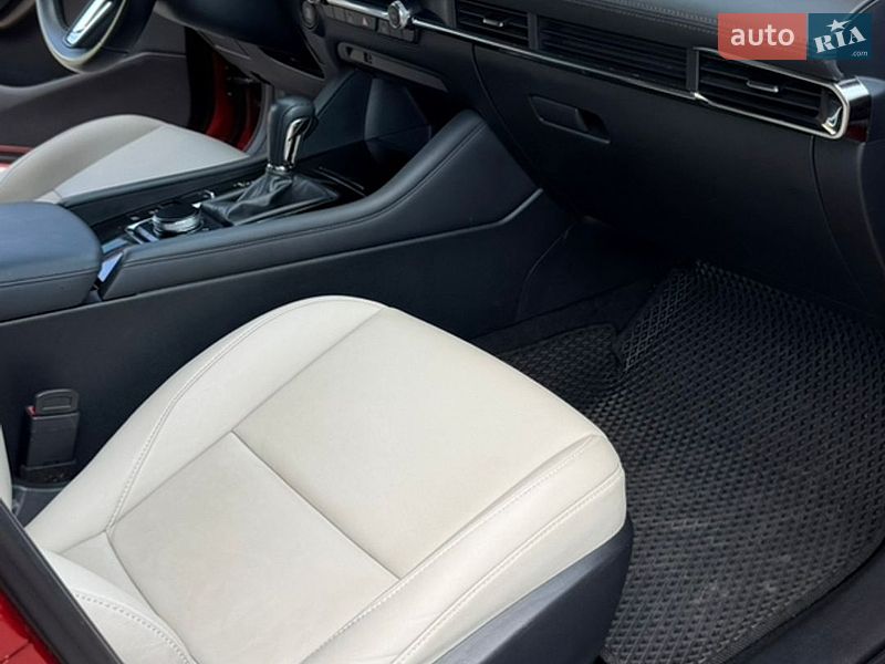 Седан Mazda 3 2019 в Одесі