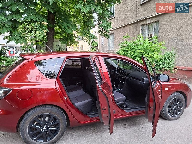Хэтчбек Mazda 3 2008 в Тернополе