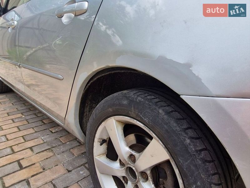 Хетчбек Mazda 3 2005 в Києві фото 2 Хетчбек Mazda 3 2005 в Києві