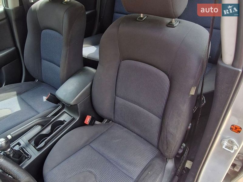 Хетчбек Mazda 3 2005 в Києві фото 8 Хетчбек Mazda 3 2005 в Києві