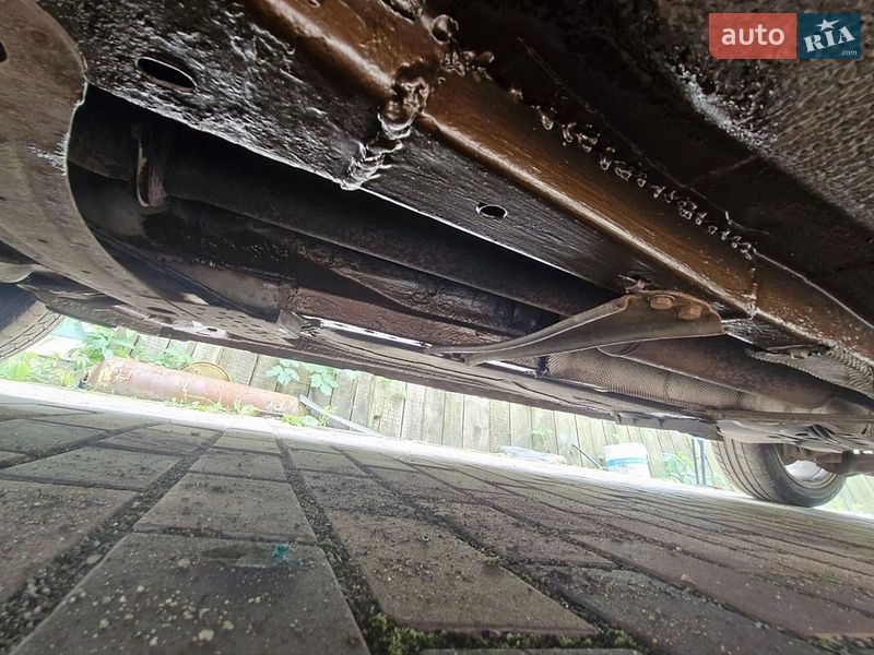 Хетчбек Mazda 3 2005 в Києві фото 17 Хетчбек Mazda 3 2005 в Києві