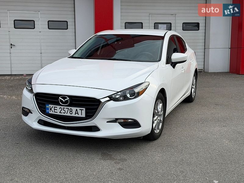 Седан Mazda 3 2018 в Днепре Седан Mazda 3 2018 в Днепре
