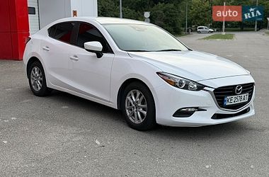 Седан Mazda 3 2018 в Дніпрі