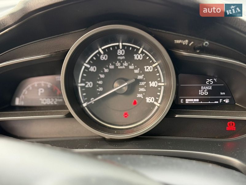 Седан Mazda 3 2018 в Дніпрі