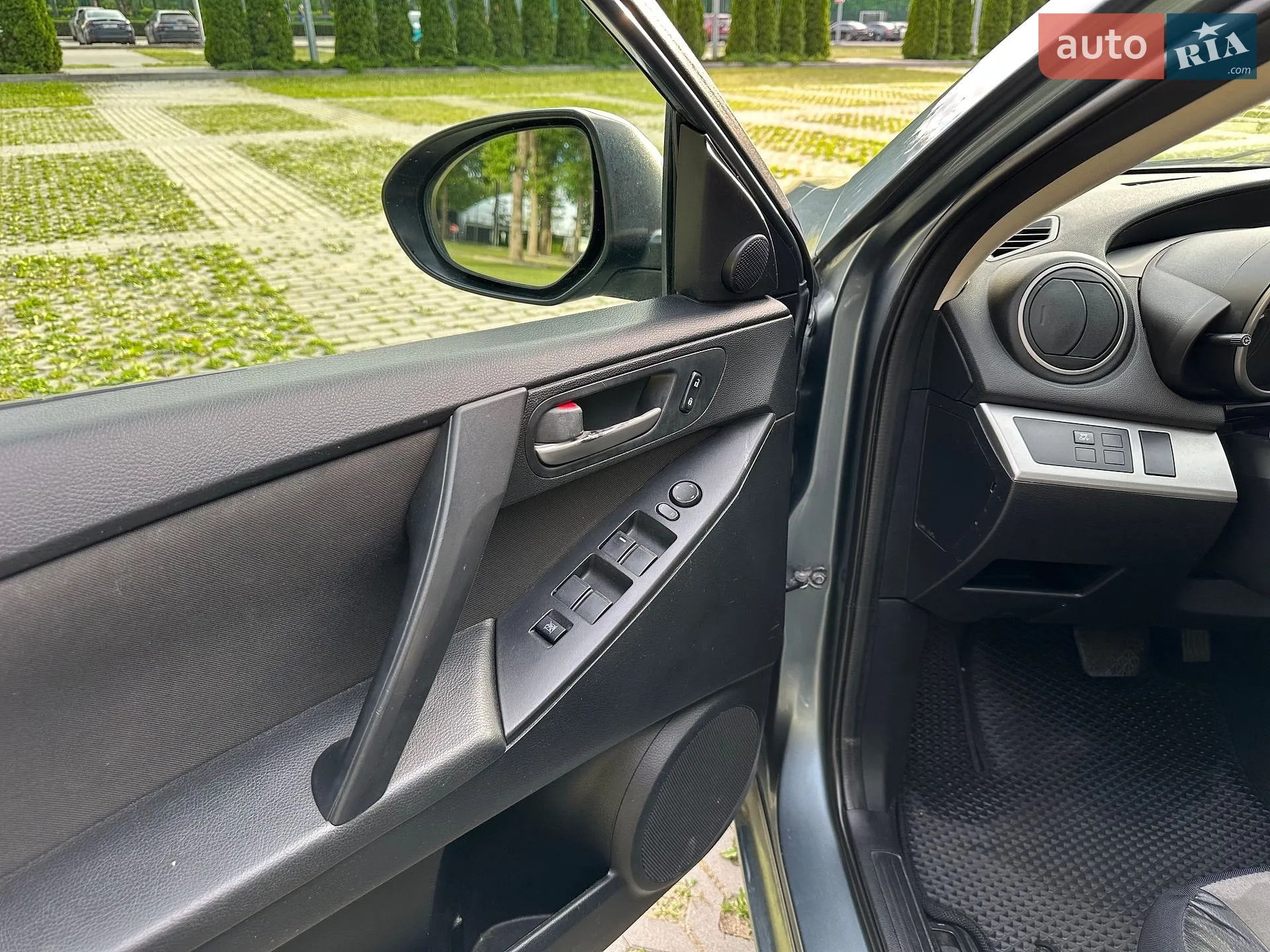 2011 Mazda 3 - мініатюра 21