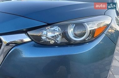 Седан Mazda 3 2018 в Самборі