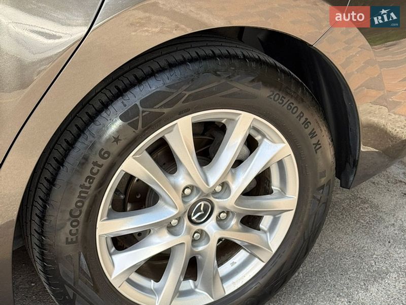 Седан Mazda 3 2014 в Києві