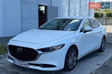 Седан Mazda 3 2019 в Киеве