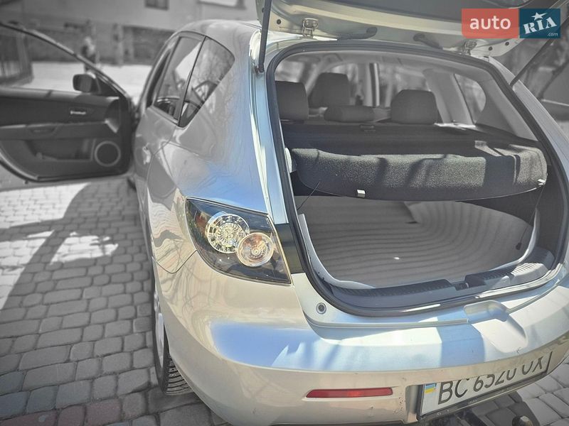 Хетчбек Mazda 3 2008 в Дрогобичі